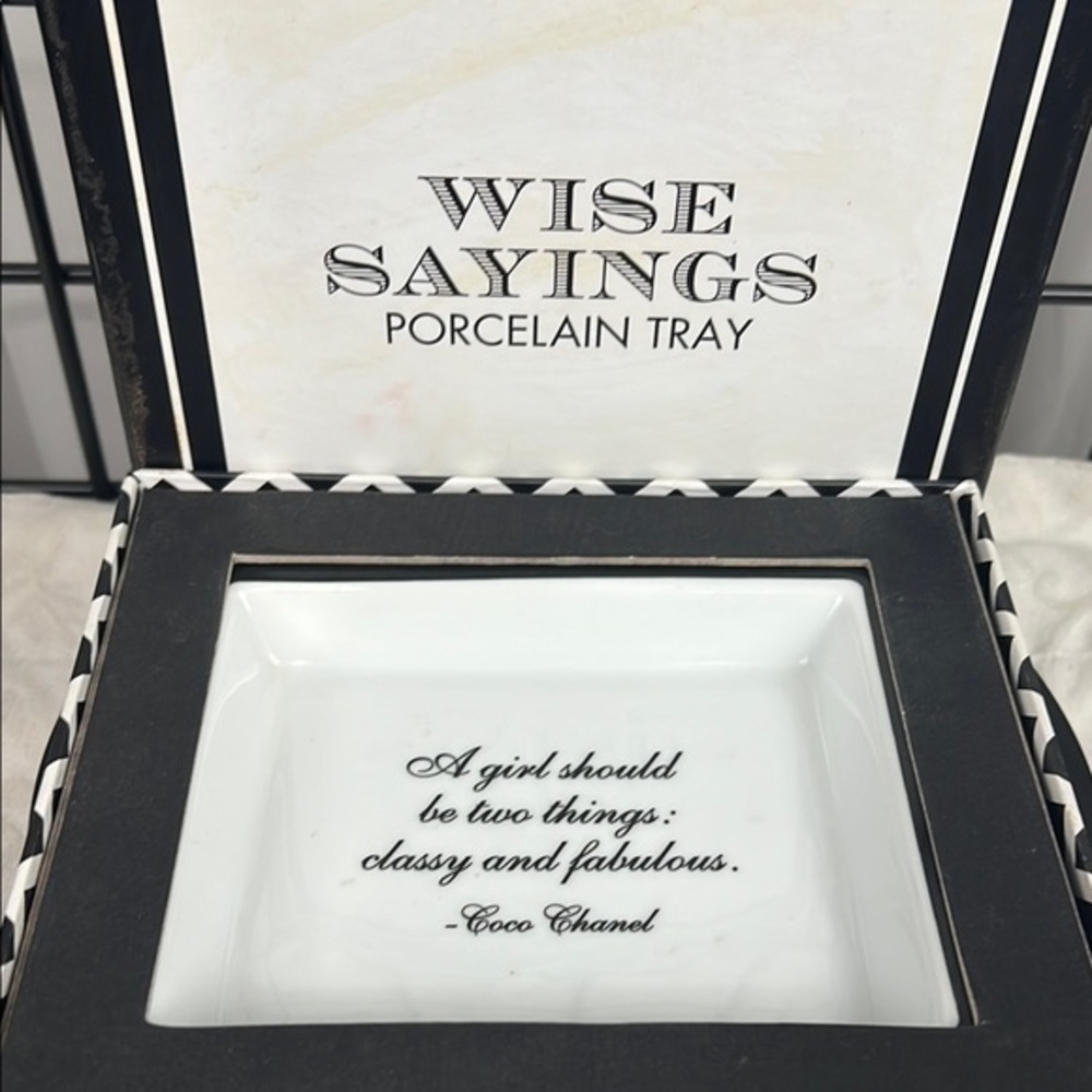 Gorgeous trinket dish with quote from CoCo Chanel Great gift idea 🎁🎁